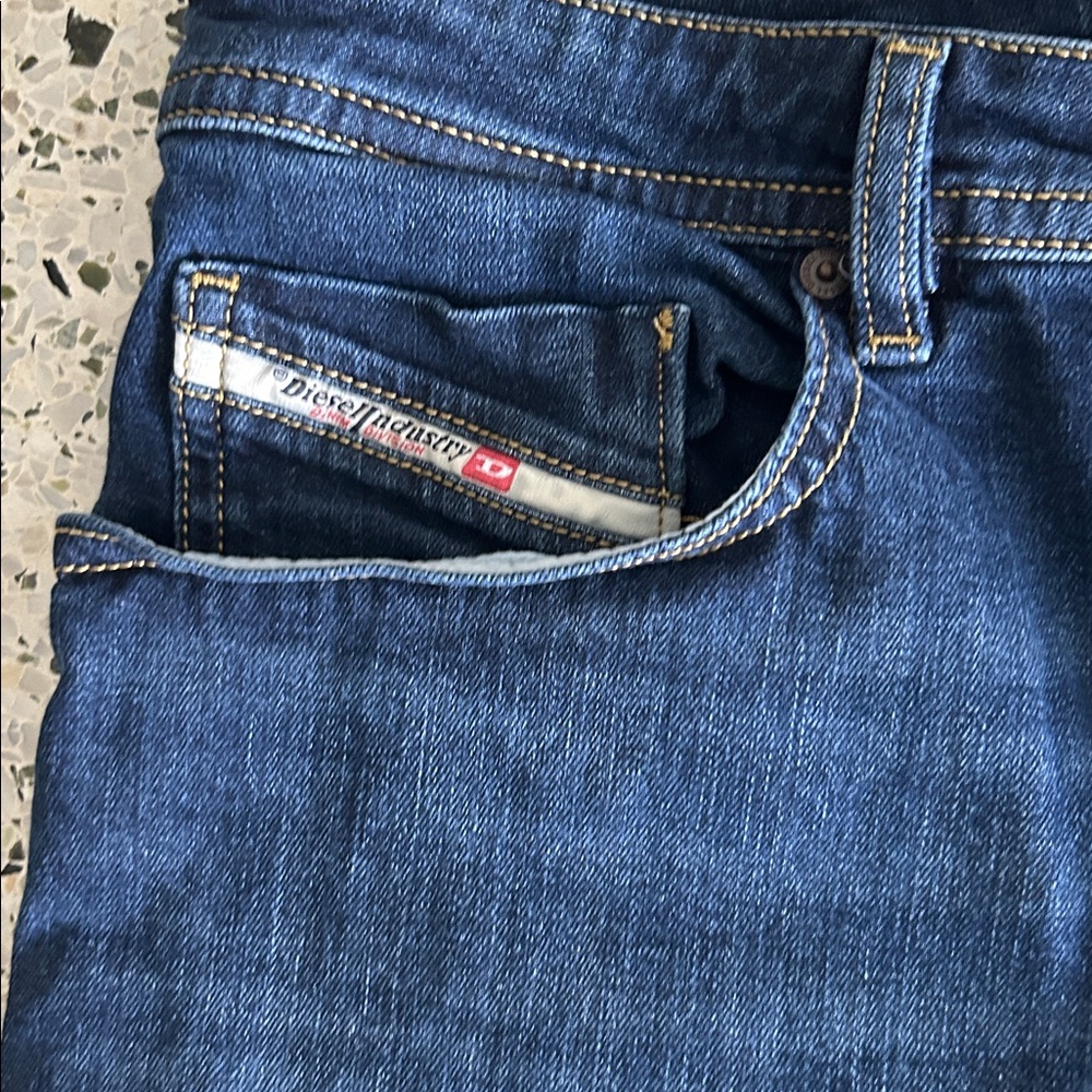 Diesel Men's Dark Blue Slim Jeans 34 - Picture 2 of 6